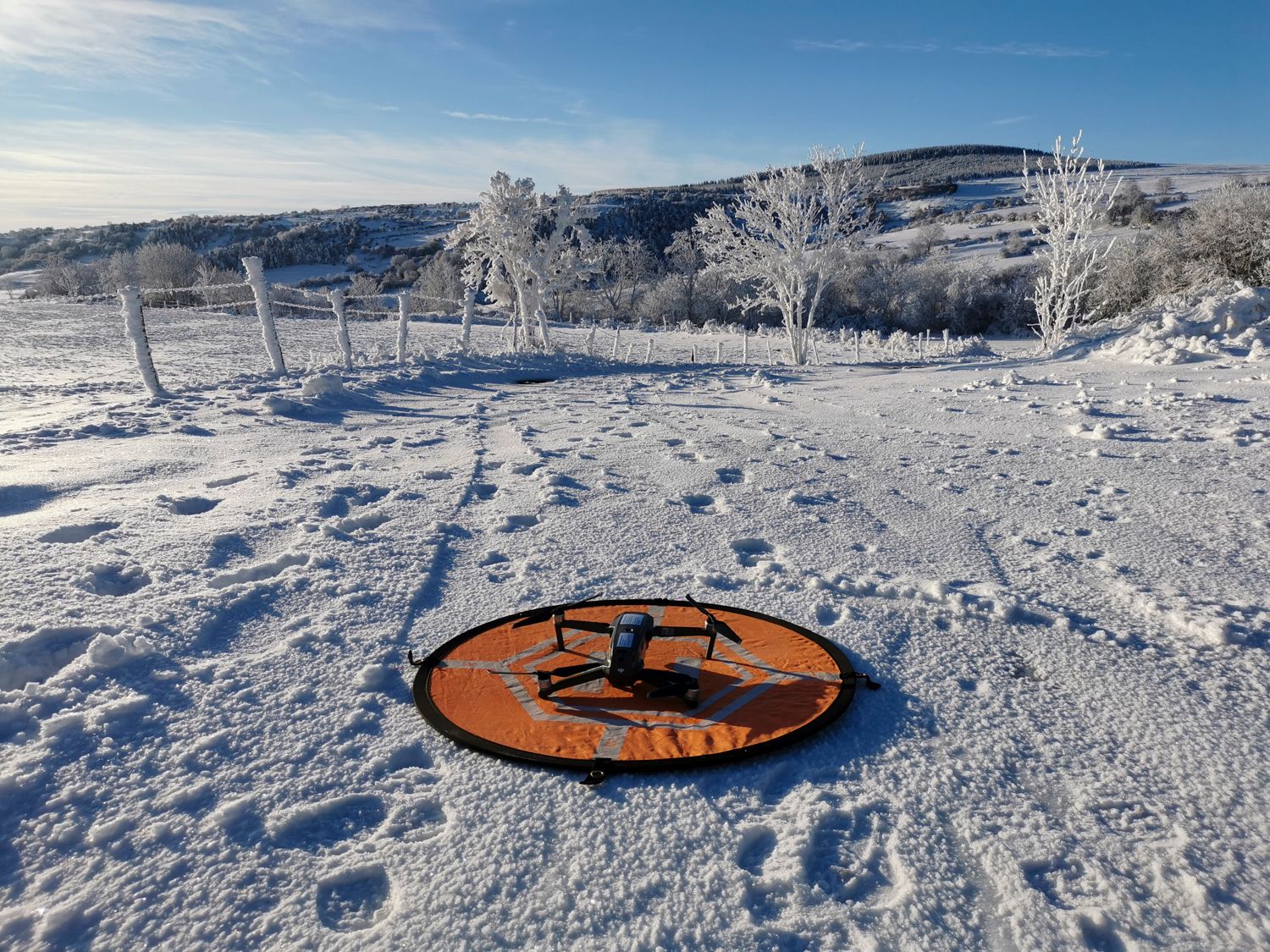 Lire la suite à propos de l’article Prises de vues enneigée par drone